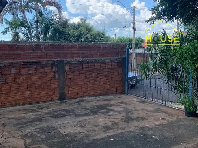 Casa com 300m², à venda, no bairro Parque Residencial do Lago em Votuporanga