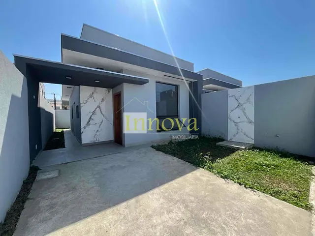 Casa com 125m² 2 quartos e 1 banheiro, à venda, no bairro Balneário dos Golfinhos em Caraguatatuba