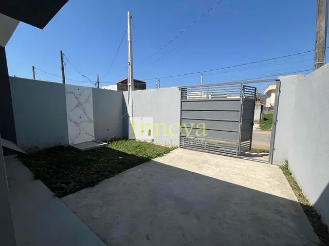 Casa com 125m² 2 quartos e 1 banheiro, à venda, no bairro Balneário dos Golfinhos em Caraguatatuba