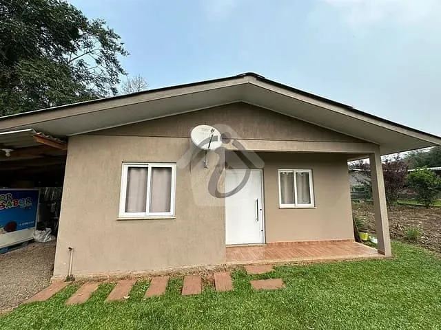 Casa com 990m² 1 quarto e 1 banheiro, à venda, no bairro Pontes Filho em Teutônia