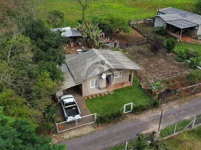 Casa com 990m² 1 quarto e 1 banheiro, à venda, no bairro Pontes Filho em Teutônia