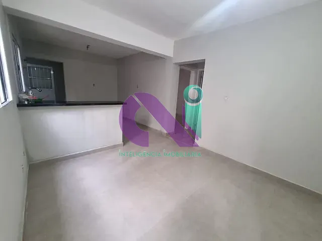 Casa 2 quartos e 1 banheiro, para alugar, no bairro Jardim das Flores em Osasco