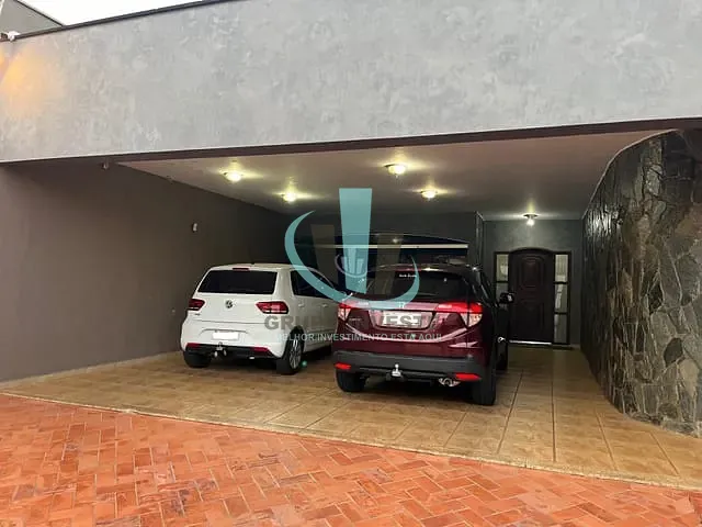 Sobrado com 499m² 3 quartos e 3 banheiros, à venda, no bairro JARDIM SANTA ANGELINA em ARARAQUARA