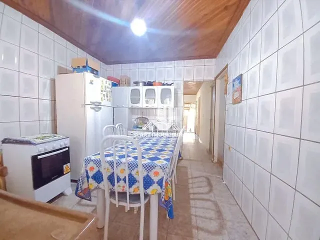 Casa 3 quartos e 2 banheiros, à venda, no bairro Conj Habit Maria Helena Pereira Bertolini em Pederneiras
