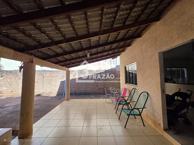 Casa 3 quartos e 2 banheiros, à venda, no bairro Residencial Recanto do Bosque em Goiânia