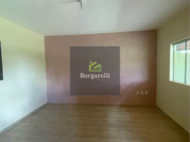 Casa 6 quartos e 3 banheiros, para alugar, no bairro Nova Lavras em Lavras