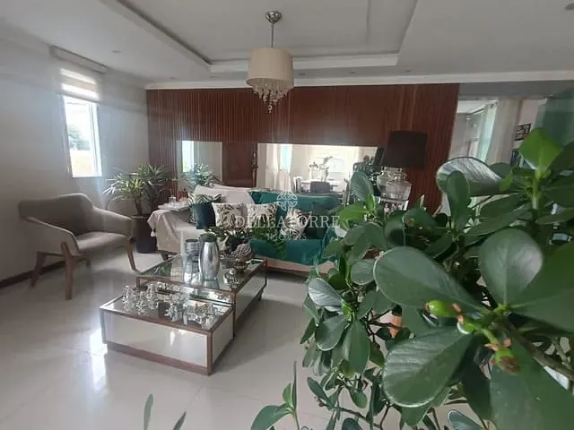 Casa com 555m² 3 quartos e 3 banheiros, à venda, no bairro Tijuca em Teresópolis