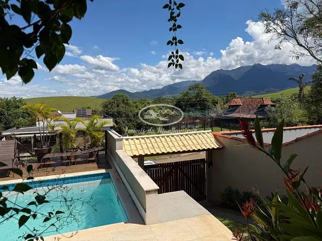 Casa 3 quartos e 2 banheiros, à venda, no bairro Vale dos Reis em Itatiaia