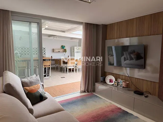 Casa 4 quartos e 3 banheiros, à venda, no bairro Tamboré em Santana de Parnaíba