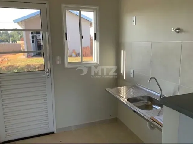 Casa 2 quartos e 1 banheiro, à venda, no bairro Botucatu Verônica (Rubião Junior) em Botucatu