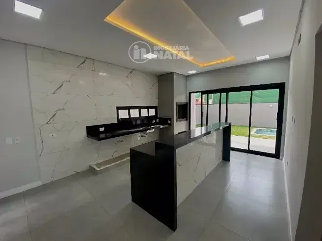 Casa com 250m² 3 quartos e 3 banheiros, à venda, no bairro Gleba Simon Frazer em Londrina