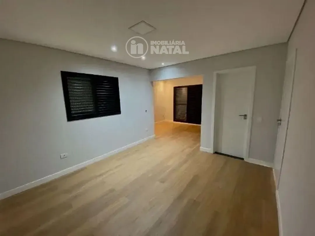 Casa, 3 quartos, 235 m² - Foto 12