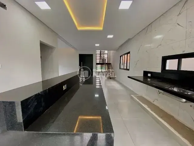 Casa com 250m² 3 quartos e 3 banheiros, à venda, no bairro Gleba Simon Frazer em Londrina