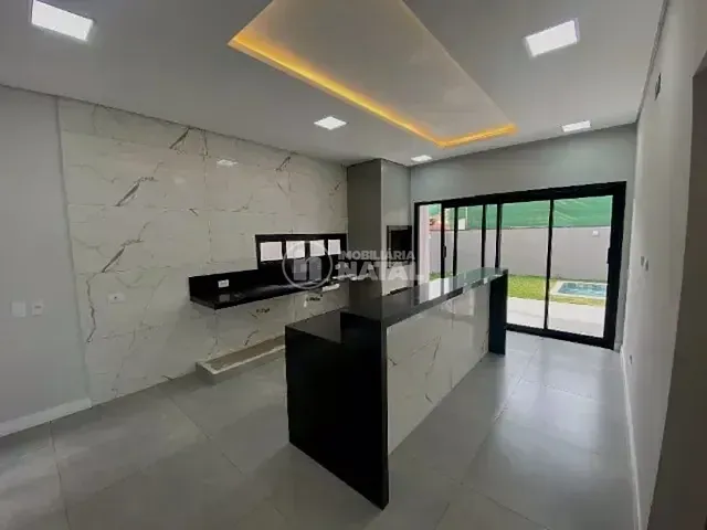 Casa com 250m² 3 quartos e 3 banheiros, à venda, no bairro Gleba Simon Frazer em Londrina