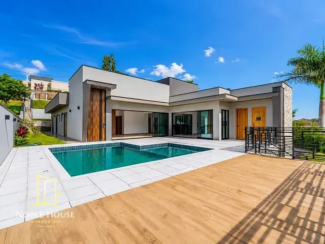 Casa com 734m² 3 quartos e 5 banheiros, à venda, no bairro Marambaia em Vinhedo