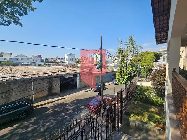 Casa com 367m² 5 quartos e 5 banheiros, à venda, no bairro Santa Rosa em Belo Horizonte