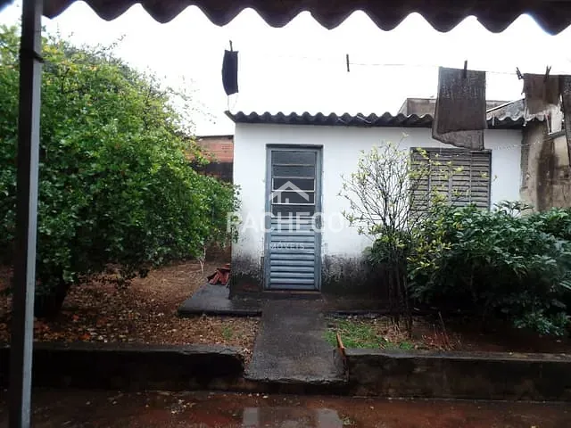 Casa com 250m² 2 quartos e 1 banheiro, à venda, no bairro Cidade Nova em Santa Bárbara D'Oeste