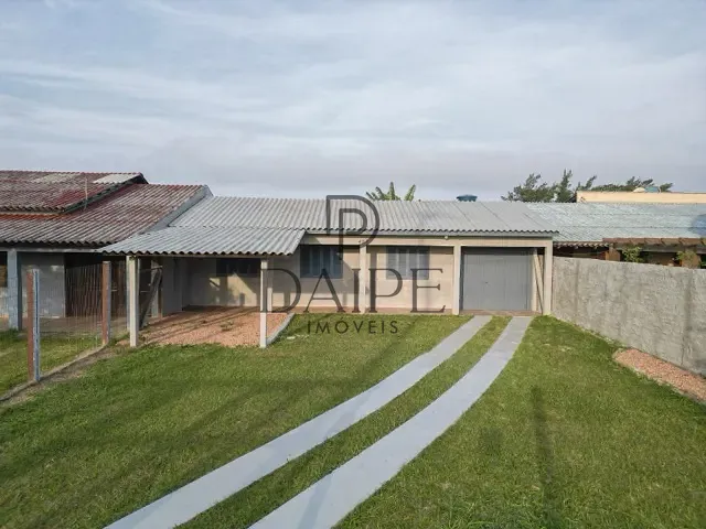 Casa com 300m² 2 quartos e 1 banheiro, à venda, no bairro Nova Tramandaí  em Tramandaí