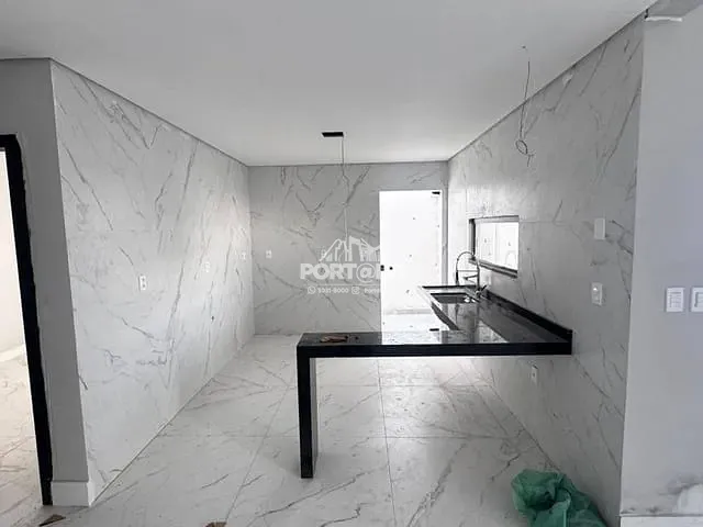 Casa com 200m² 3 quartos e 2 banheiros, à venda, no bairro Loteamento Recife em Petrolina