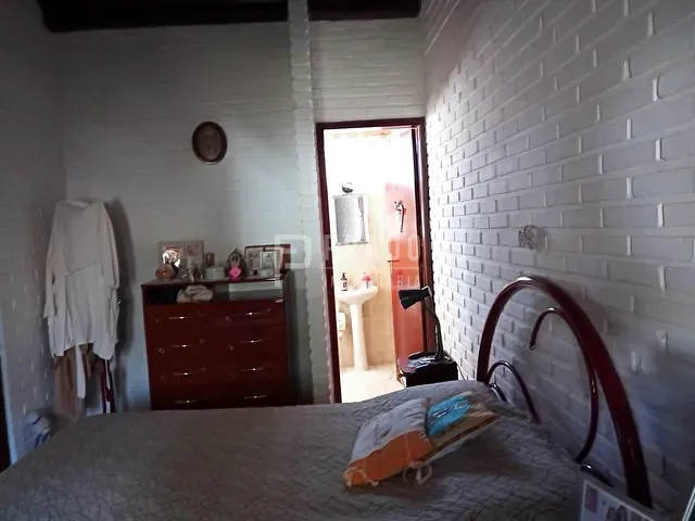 Casa com 825m² 3 quartos e 3 banheiros, à venda, no bairro Laranjal em Pelotas