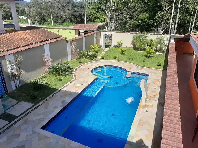 Casa com 333m² 4 quartos e 6 banheiros, à venda, no bairro Boracéia 2 em São Sebastião