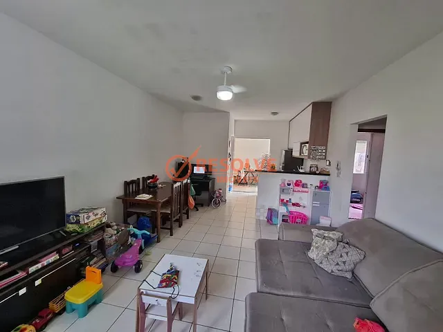 Casa 2 quartos e 2 banheiros, à venda, no bairro Itaóca em Guararema