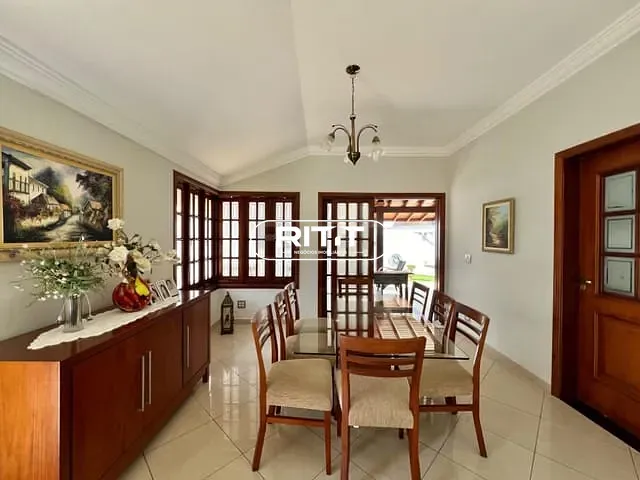 Casa com 505m² 3 quartos e 5 banheiros, à venda, no bairro Betel em Paulínia