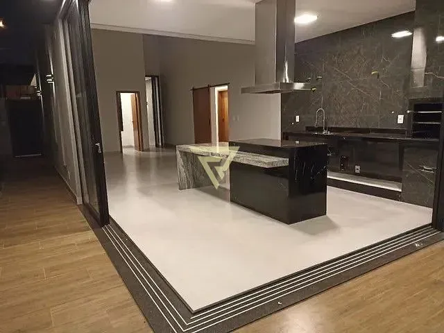 Casa com 300m² 3 quartos e 4 banheiros, à venda, no bairro Portal da Mata em Ribeirão Preto