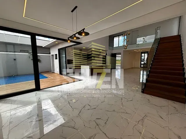 Casa com 420m² 4 quartos e 2 banheiros, à venda ou para alugar, no bairro Vila Aviaçao em Bauru