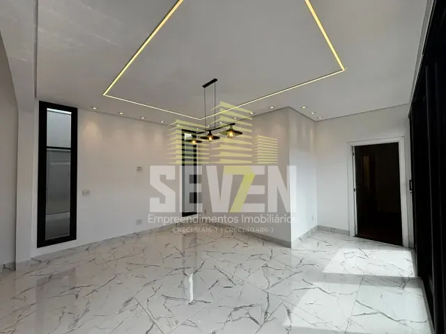 Casa com 420m² 4 quartos e 2 banheiros, à venda ou para alugar, no bairro Vila Aviaçao em Bauru