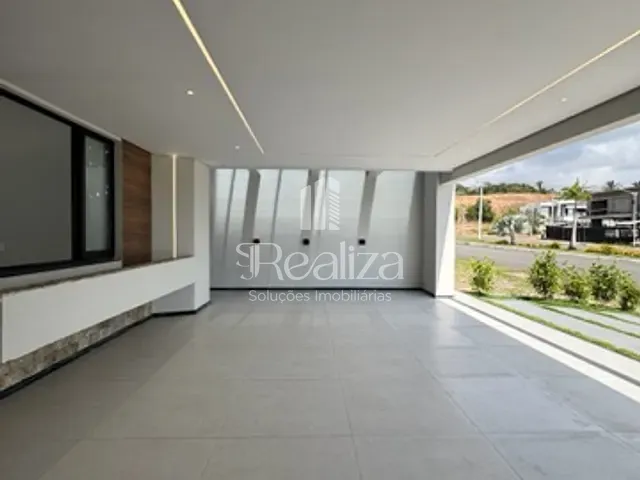 Casa 4 quartos e 3 banheiros, à venda, no bairro Olivença em Ilhéus
