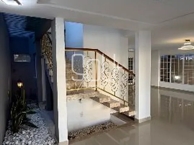 Casa com 200m² 3 quartos e 5 banheiros, à venda, no bairro Pitimbu em Natal