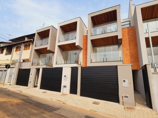 Foto do Casa - Casa à venda, Santa Catarina, Juiz de Fora, MG | Simão Pereira Imóveis