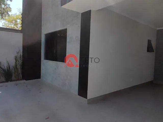 Casa 3 quartos e 2 banheiros, à venda, no bairro Jardim Pinheiros II em Maringá