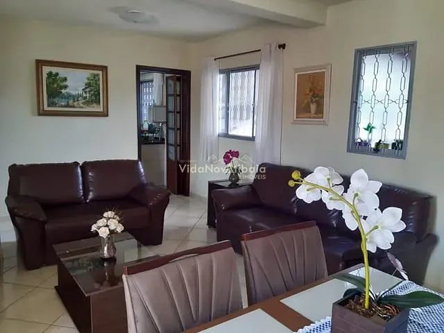 Casa com 403m² 3 quartos e 3 banheiros, à venda, no bairro Jardim do Lago em Atibaia