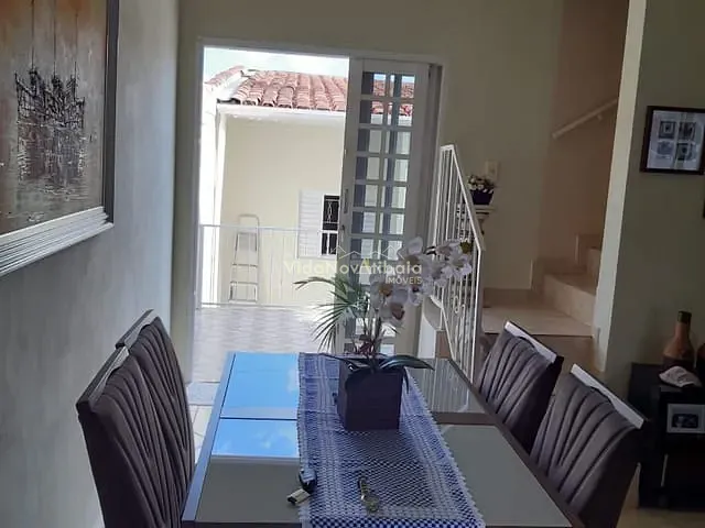 Casa com 403m² 3 quartos e 3 banheiros, à venda, no bairro Jardim do Lago em Atibaia