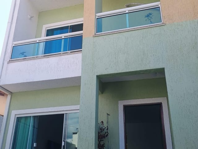 Casa com 160m² 3 quartos e 4 banheiros, para alugar, no bairro Recreio em Rio das Ostras