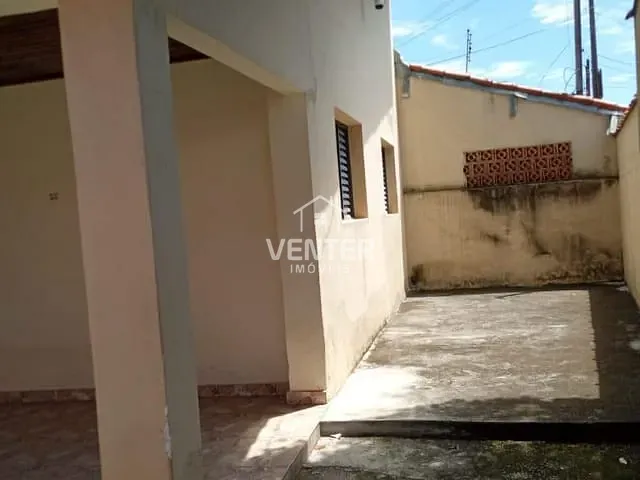 Casa com 220m² 3 quartos e 2 banheiros, à venda, no bairro Vila São José em Taubaté