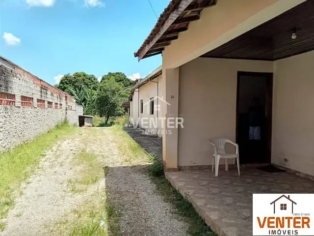 Casa com 220m² 3 quartos e 2 banheiros, à venda, no bairro Vila São José em Taubaté
