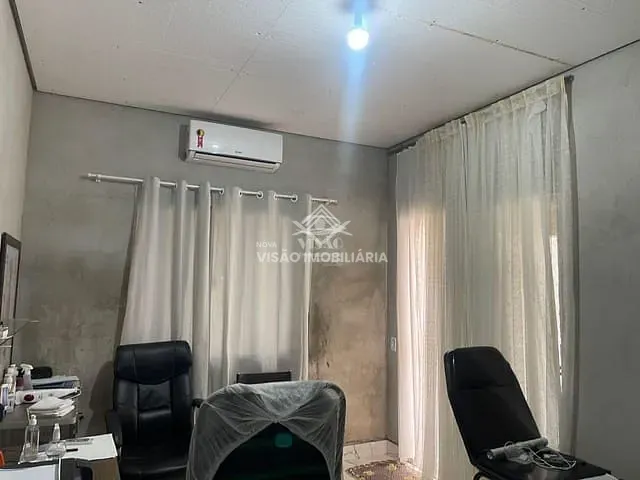 Casa com 300m² 1 quarto e 1 banheiro, à venda, no bairro Jardim Gramado em Sinop