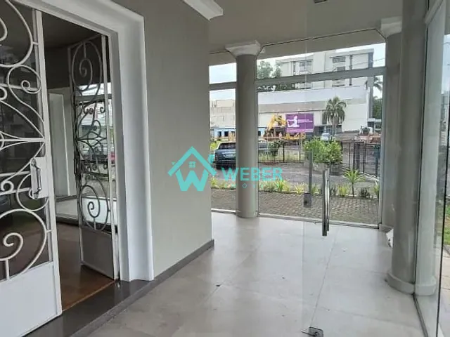 Casa com 340m², para alugar, no bairro Rio Branco em Novo Hamburgo