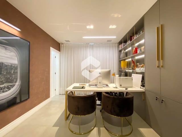 Casa com 600m² 5 quartos e 8 banheiros, à venda, no bairro Barra da Tijuca em Rio de Janeiro
