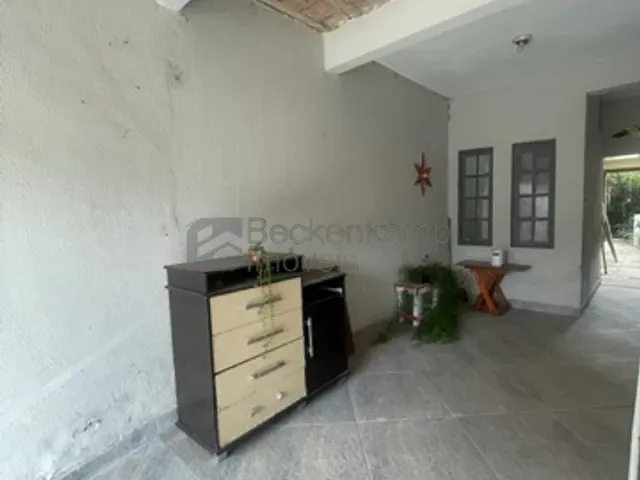 Casa 3 quartos e 1 banheiro, para alugar, no bairro Sessenta em Volta Redonda