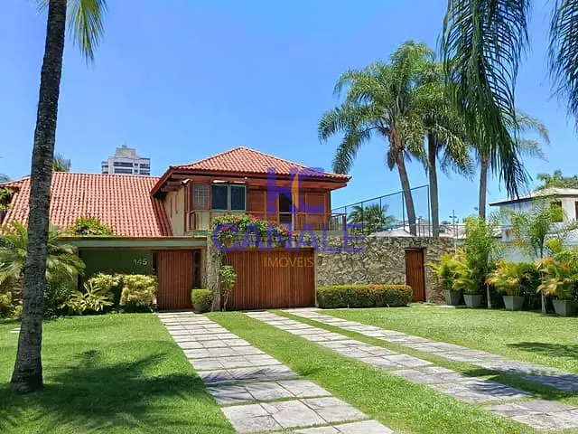Casa com 598m² 5 quartos e 4 banheiros, para alugar, no bairro Barra da Tijuca em Rio de Janeiro