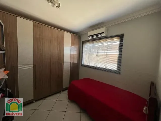 Casa com 375m² 4 quartos e 5 banheiros, à venda, no bairro Parque das Nações em Anápolis