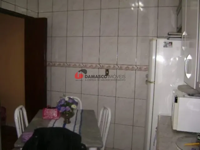 Casa 2 quartos e 1 banheiro, à venda, no bairro Cerâmica em São Caetano do Sul