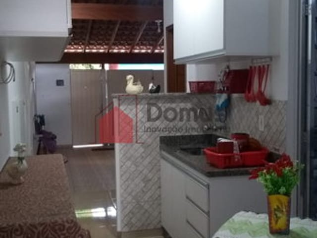 Casa com 125m², à venda, no bairro Residencial Comercial Cidade Vista Alegre em Pindamonhangaba