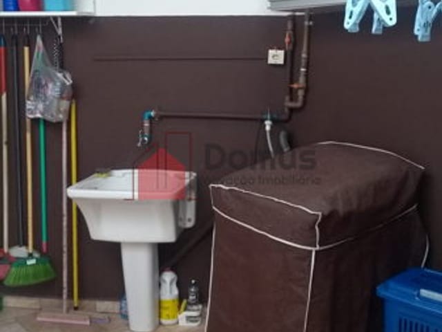 Casa com 125m², à venda, no bairro Residencial Comercial Cidade Vista Alegre em Pindamonhangaba