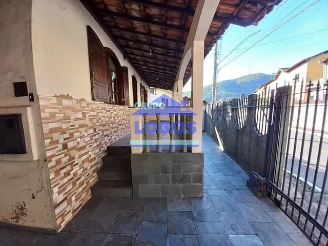Casa com 202m² 4 quartos e 1 banheiro, à venda, no bairro Centro Industrial em João Monlevade