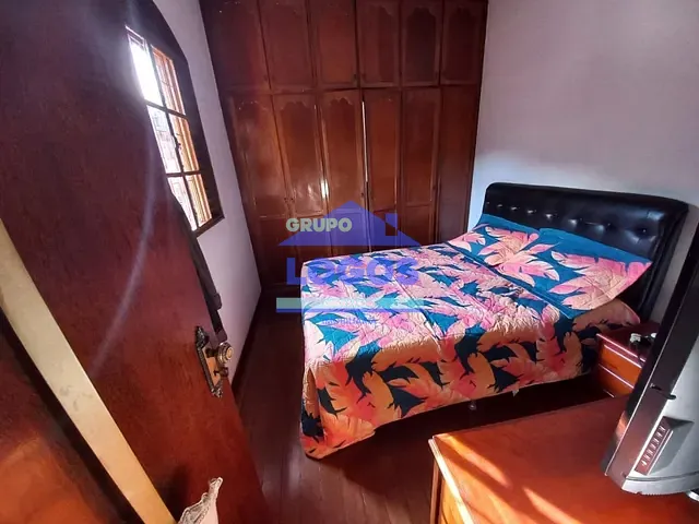 Casa com 202m² 4 quartos e 1 banheiro, à venda, no bairro Centro Industrial em João Monlevade